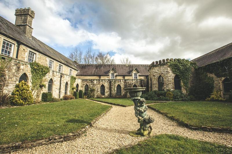 Kinnitty Castle Hotel Eksteriør billede