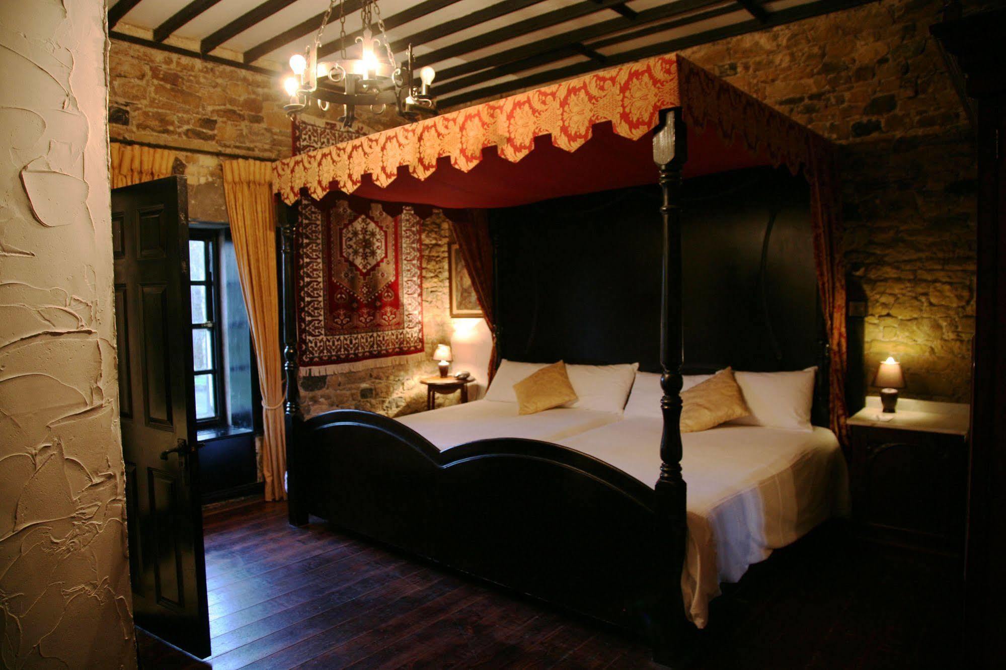 Kinnitty Castle Hotel Eksteriør billede